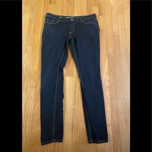 MOSSIMO WOMENS “SKINNY” JEAN SIZE 6